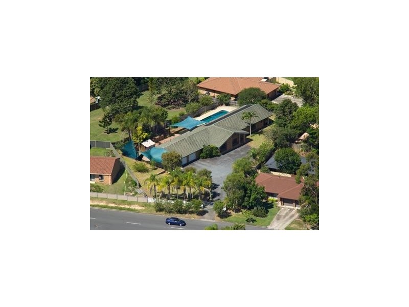 49 Usher Avenue, Labrador QLD 4215