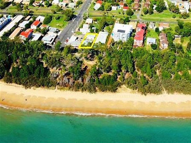 400 Esplanade, Torquay QLD 4655