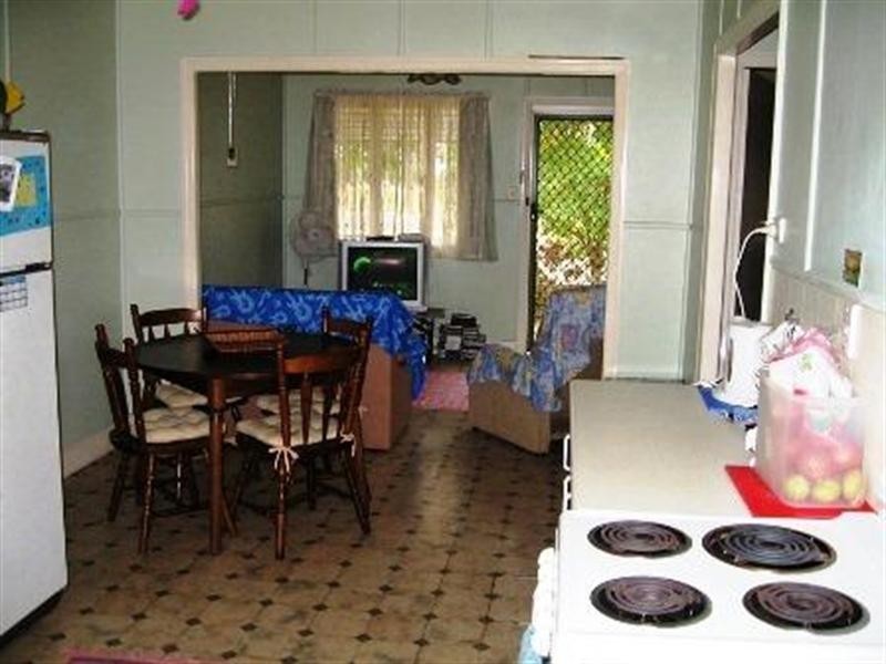 400 Esplanade, Torquay QLD 4655