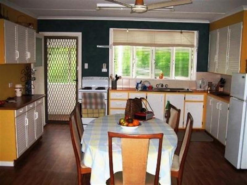 400 Esplanade, Torquay QLD 4655