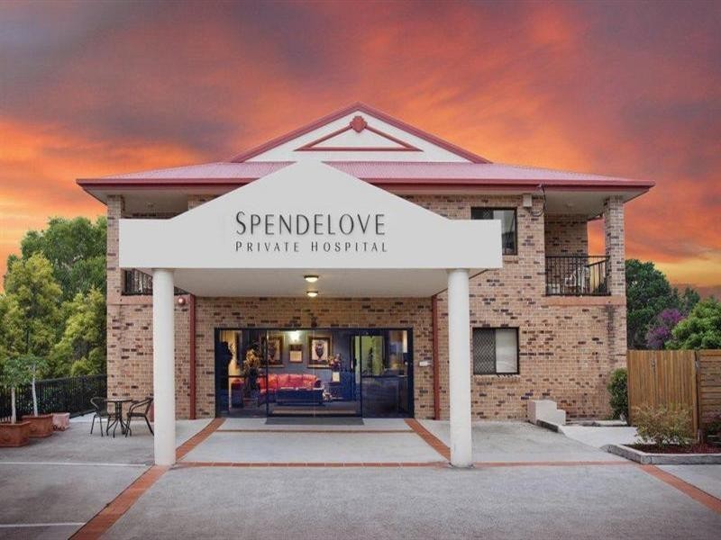 24 Spendlove Avenue, Southport QLD 4215