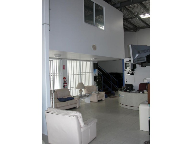 1/4 Resources Court, Molendinar QLD 4214