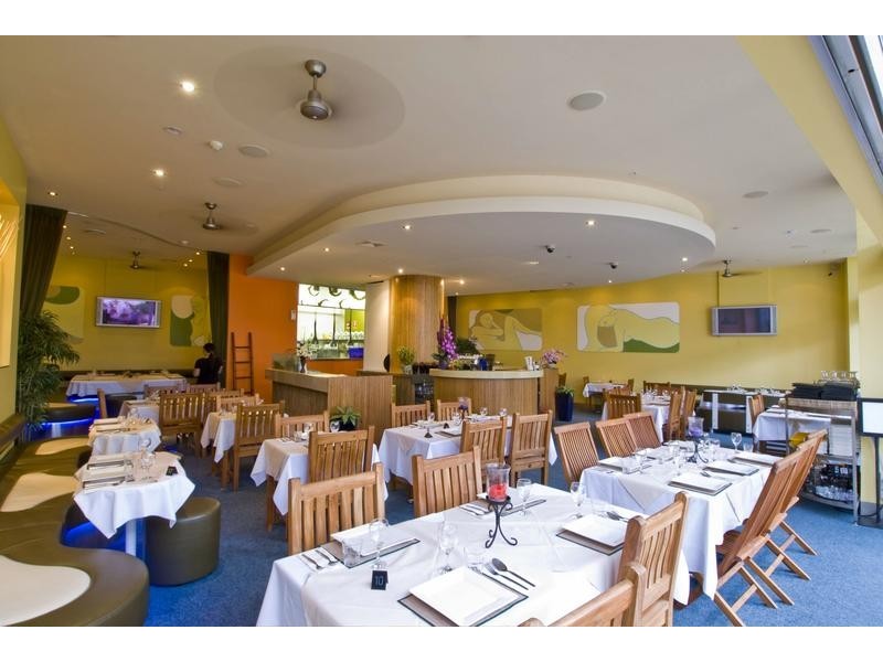 42 Marine Parade, Coolangatta QLD 4225