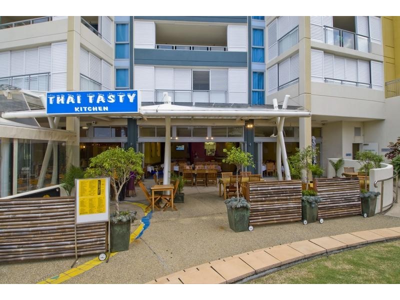 42 Marine Parade, Coolangatta QLD 4225