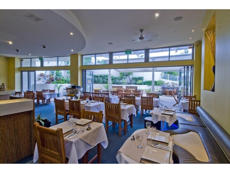 42 Marine Parade, Coolangatta QLD 4225