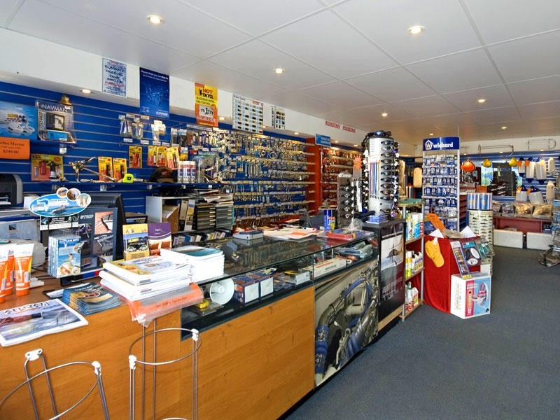 8 58 Waterway Drive, Coomera QLD 4209