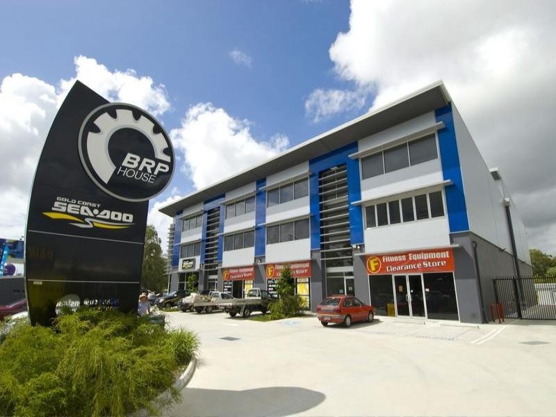 118 Brisbane Road, Labrador QLD 4215