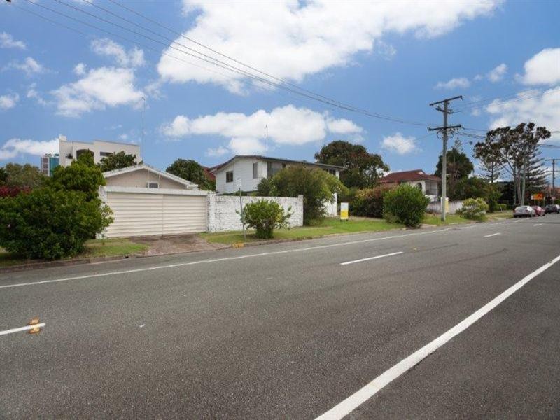 2-8 Mawarra Street & 7 Anembo Street, Chevron Island QLD 4217