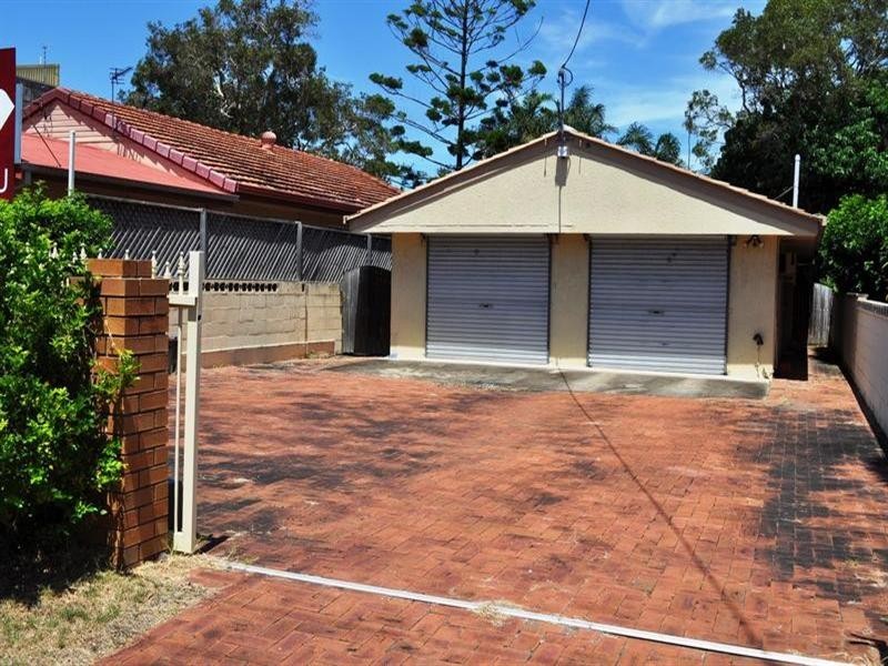 8 Glenelg Avenue, Mermaid Beach QLD 4218