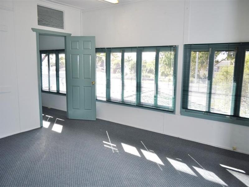 92 Smith Street, Southport QLD 4215