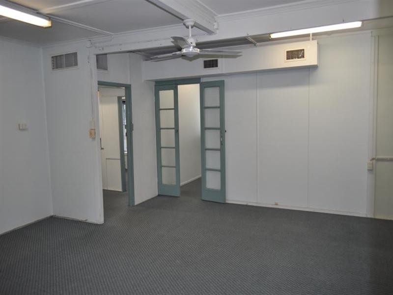 92 Smith Street, Southport QLD 4215