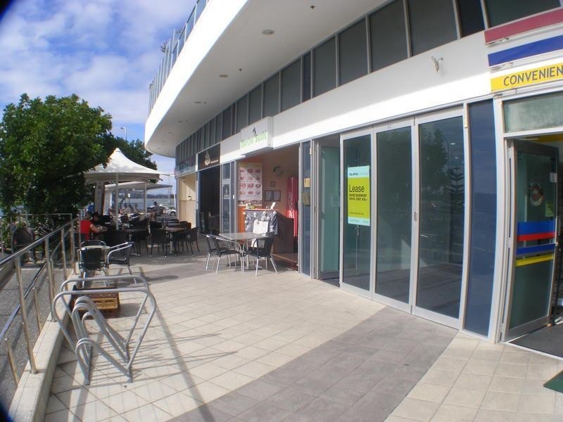 14/300 Marine Parade, Labrador QLD 4215