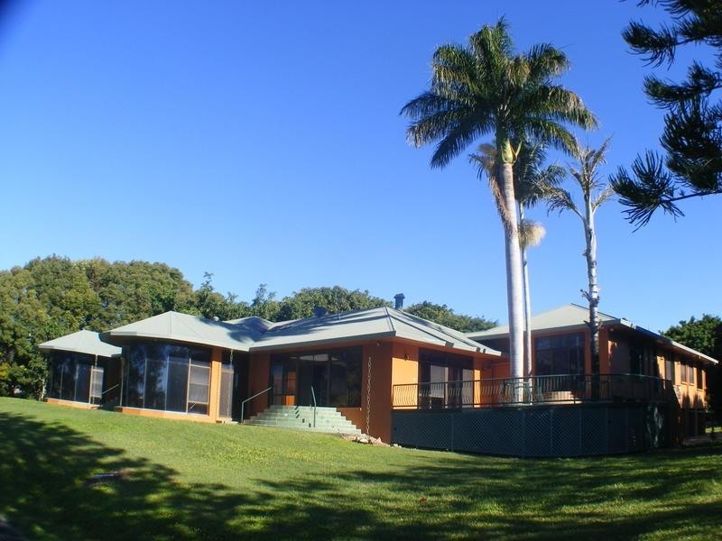 Carrara QLD 4211
