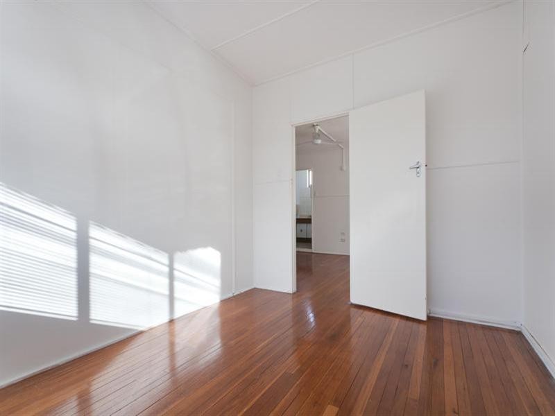 Mermaid Beach QLD 4218