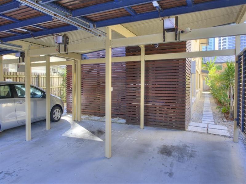 25 Thornton Street, Surfers Paradise QLD 4217