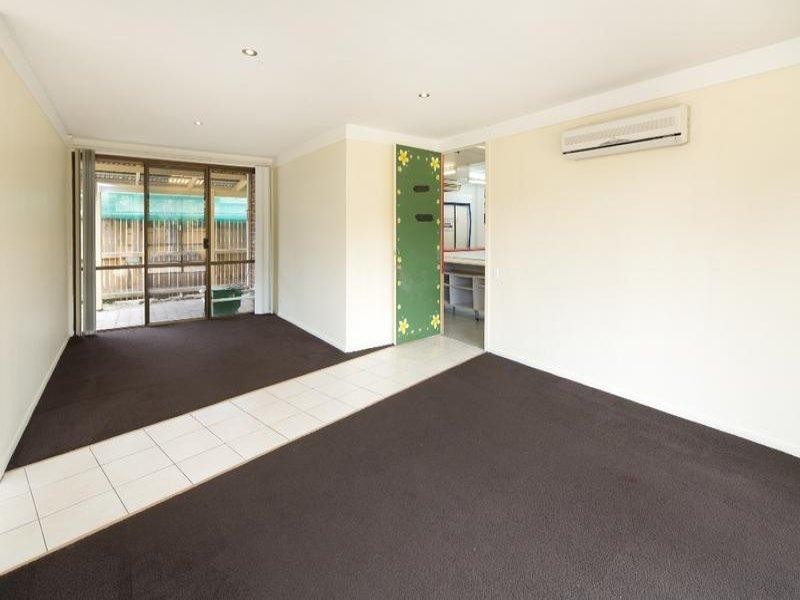 2 Goodman Close, Highland Park QLD 4211
