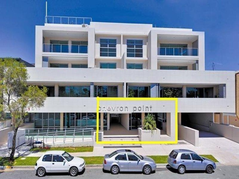 Chevron Island QLD 4217