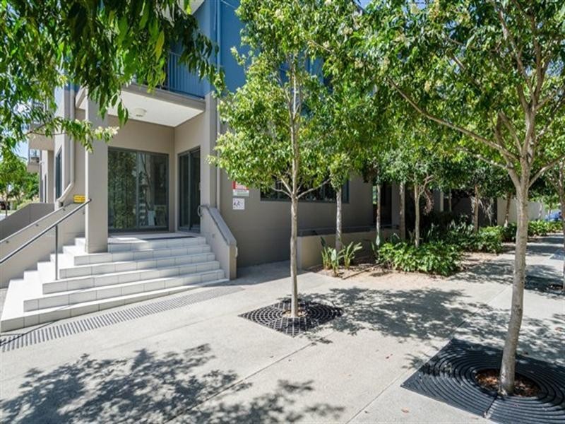 1 and 2 Acacia Court, Robina QLD 4226