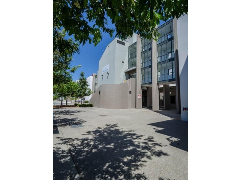 1 and 2 Acacia Court, Robina QLD 4226