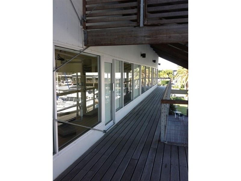 Hope Island QLD 4212