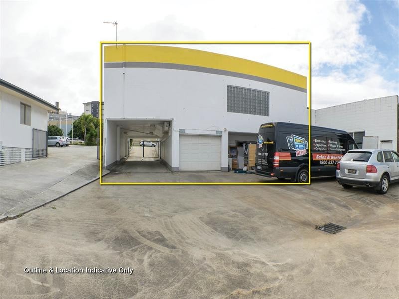 4 Spendelove Avenue, Southport QLD 4215