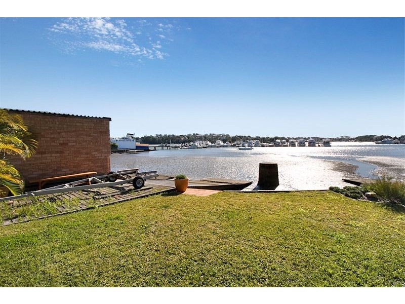 13 Harrow Street, Sylvania NSW 2224