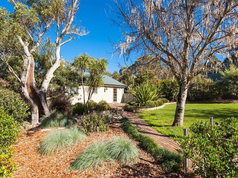 10 Anembo Road, Duffys Forest NSW 2084