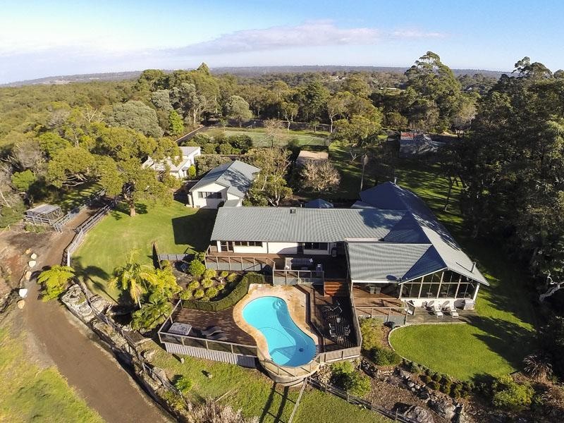 10 Anembo Road, Duffys Forest NSW 2084