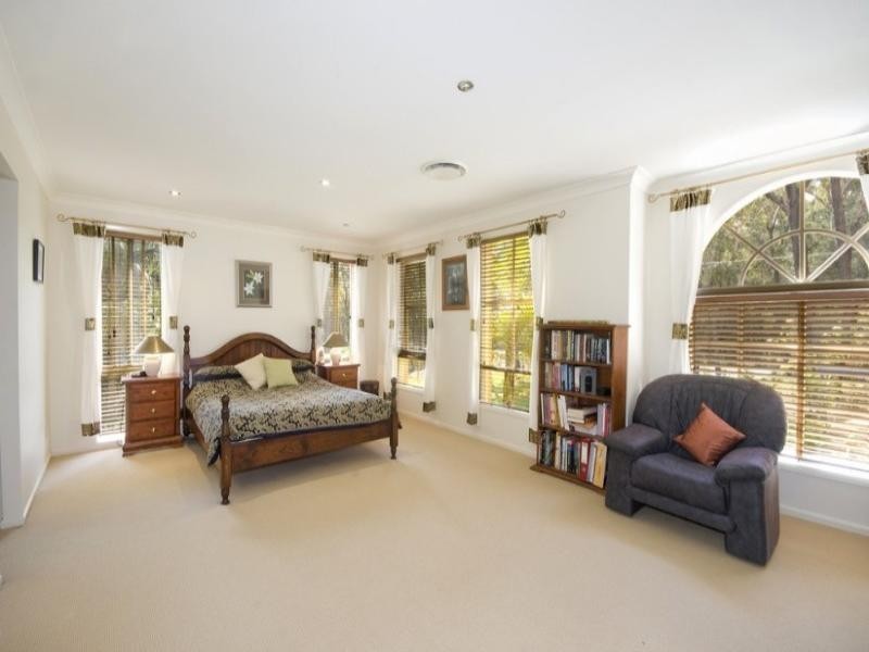 87 Eurabba Road, Duffys Forest NSW 2084