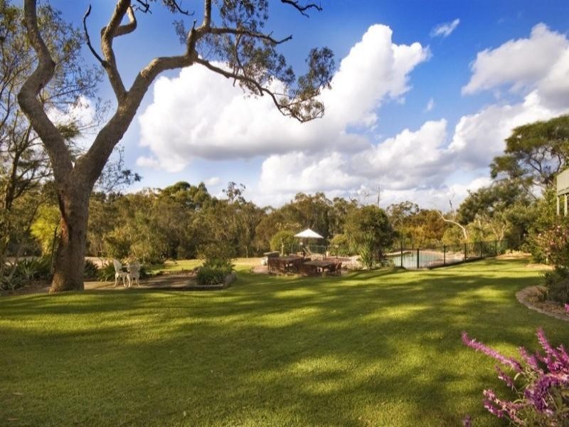 327 Mccarrs Creek Road, Terrey Hills NSW 2084