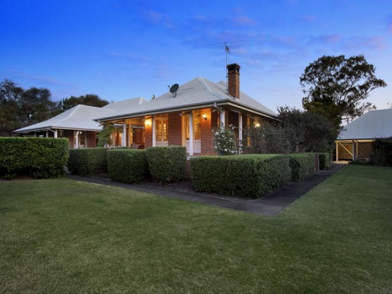 384 Wyong Road, Duffys Forest NSW 2084