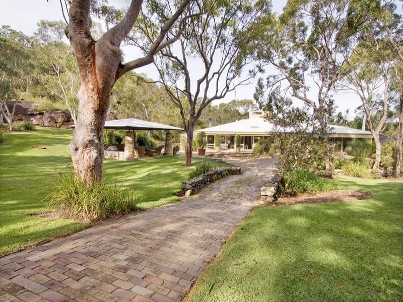 12 Dendrobium Crescent, Elanora Heights NSW 2101