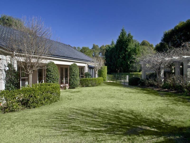8 The Greenway, Duffys Forest NSW 2084