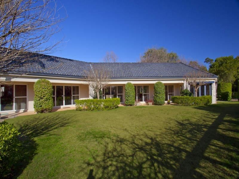 8 The Greenway, Duffys Forest NSW 2084