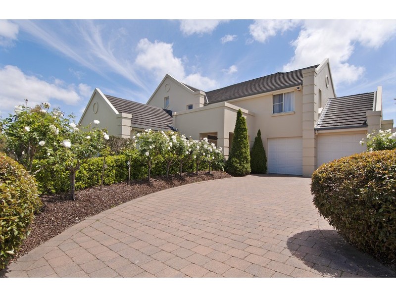 4 The Greenway, Duffys Forest NSW 2084