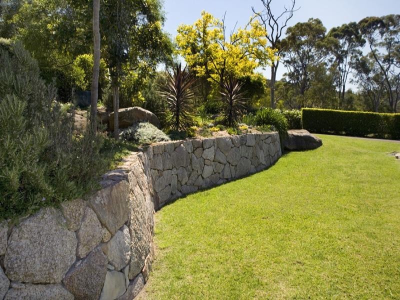 303 Mccarrs Creek Road, Terrey Hills NSW 2084