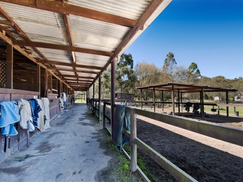 13 Birramal Road, Duffys Forest NSW 2084