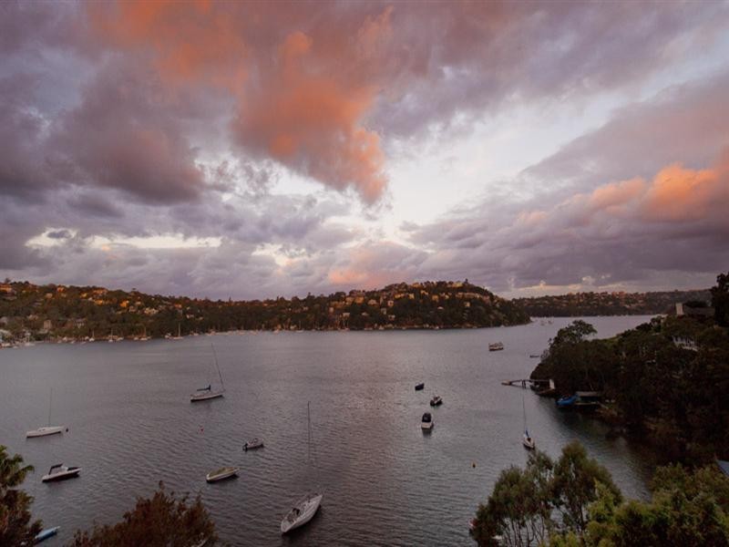 7 The Tor Walk, Castlecrag NSW 2068