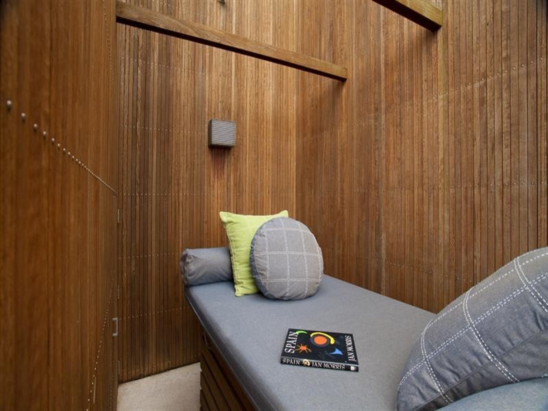 7 The Tor Walk, Castlecrag NSW 2068