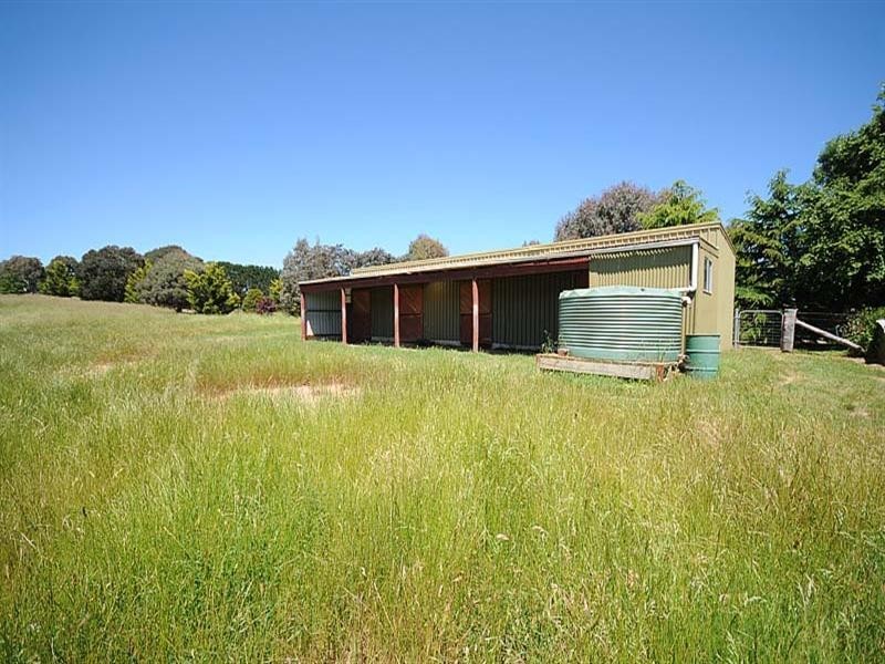 107 Summer Hill Road, Bywong NSW 2621