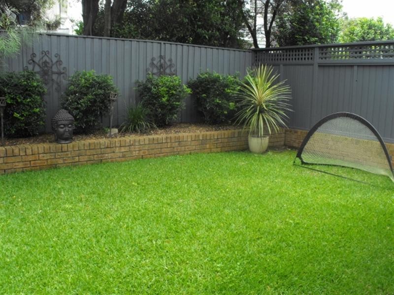 13 Dandenong Road, Terrey Hills NSW 2084