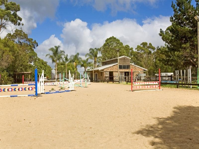 134 Booralie Road, Duffys Forest NSW 2084