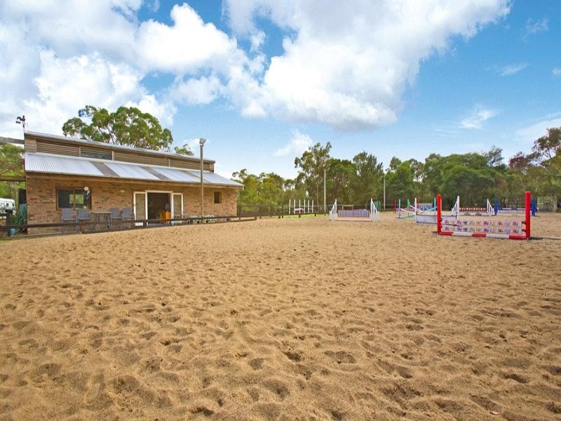 134 Booralie Road, Duffys Forest NSW 2084