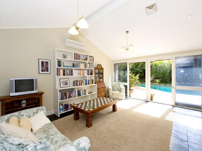 134 Booralie Road, Duffys Forest NSW 2084