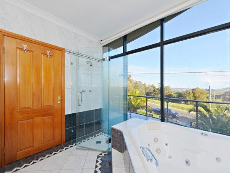 38 Pitt Road, North Curl Curl NSW 2099