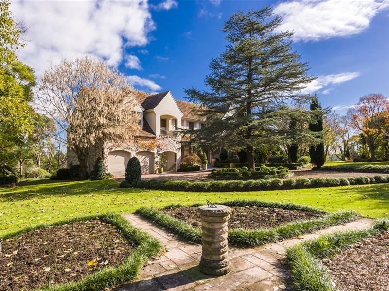 5 Kinka Road, Duffys Forest NSW 2084