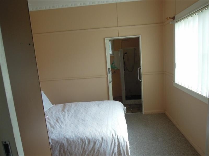 1and2/12 The Esplanade, Thirroul NSW 2515