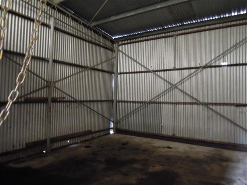 393 Old Five Islands Road, Unanderra NSW 2526