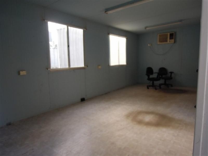 393 Old Five Islands Road, Unanderra NSW 2526