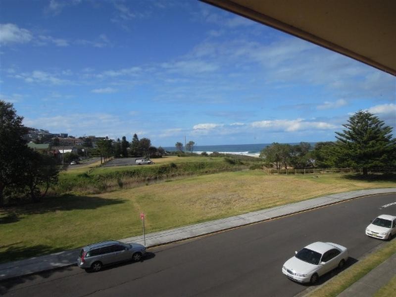 12/45 The Esplanade, Thirroul NSW 2515